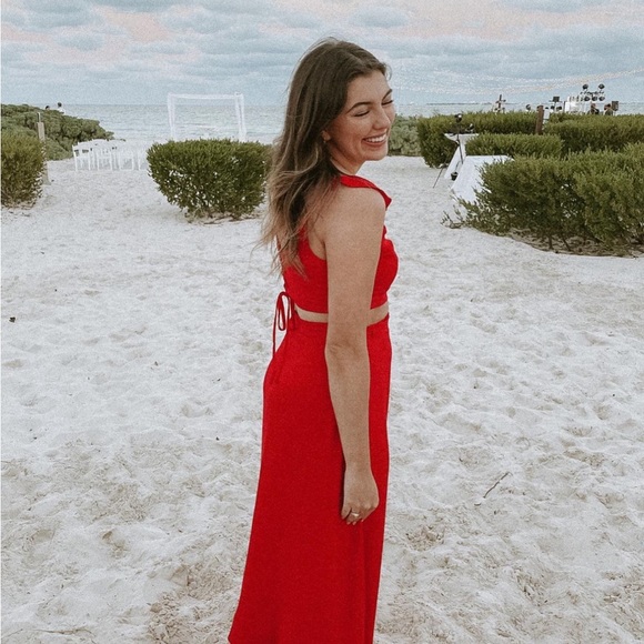 LULU’S TWO PIECE SET - Picture 2 of 6